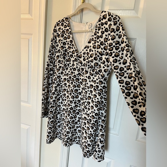 NWOT Francesca’s Leopard Heart Dress - Picture 5 of 6